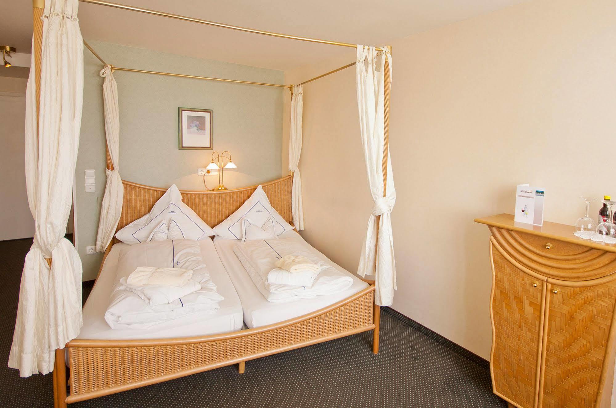 הוווכט Hotel Seeschloesschen מראה חיצוני תמונה