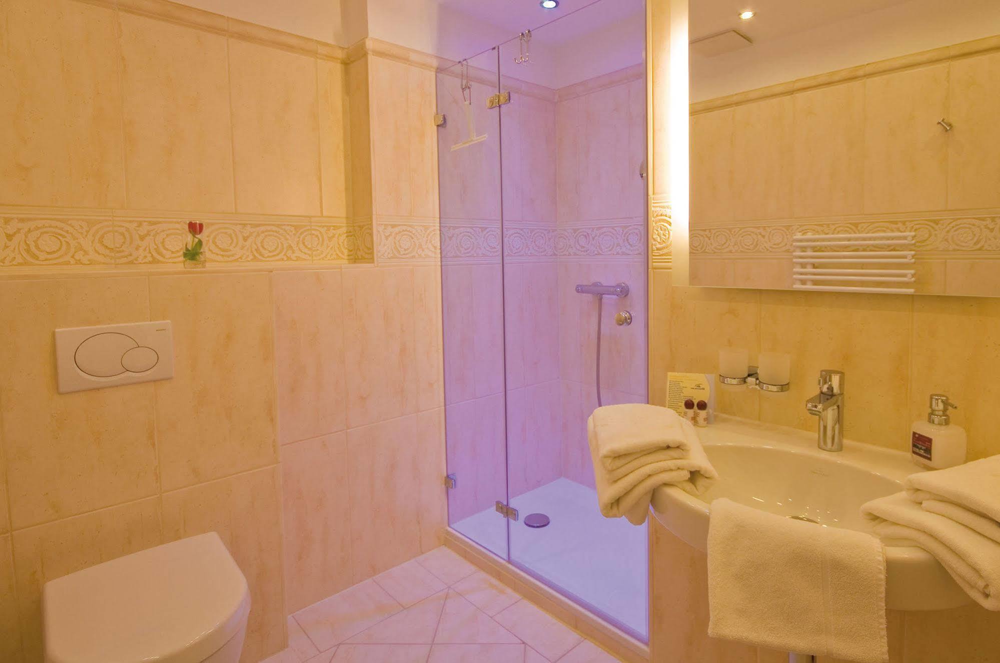 הוווכט Hotel Seeschloesschen מראה חיצוני תמונה